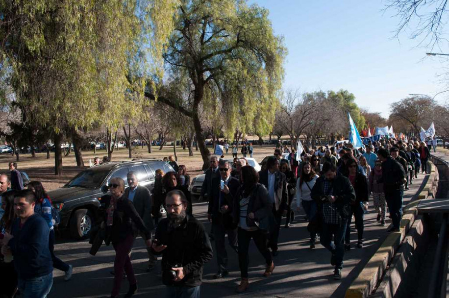 imagen Fotogalería: la UNCUYO marcha por la educación pública