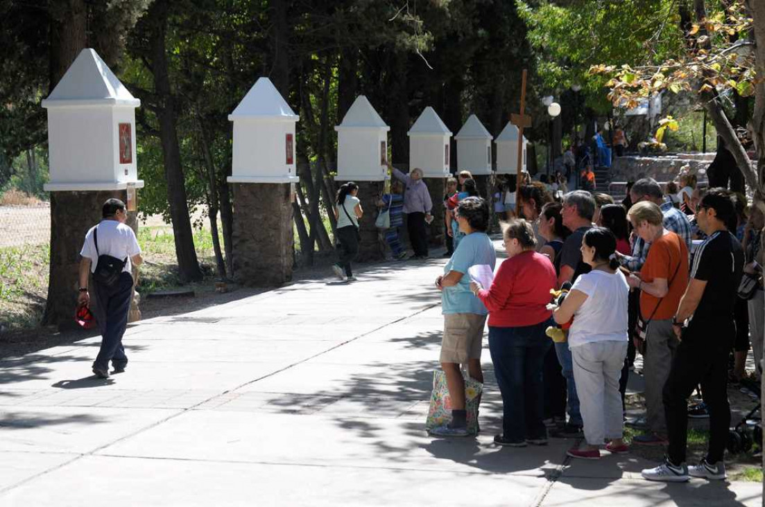 imagen Postales del Vía Crucis