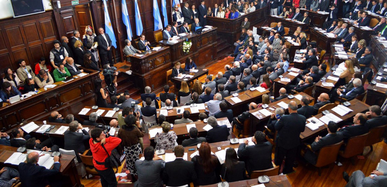 imagen Los senadores provinciales con más proyectos de Ley en 2014