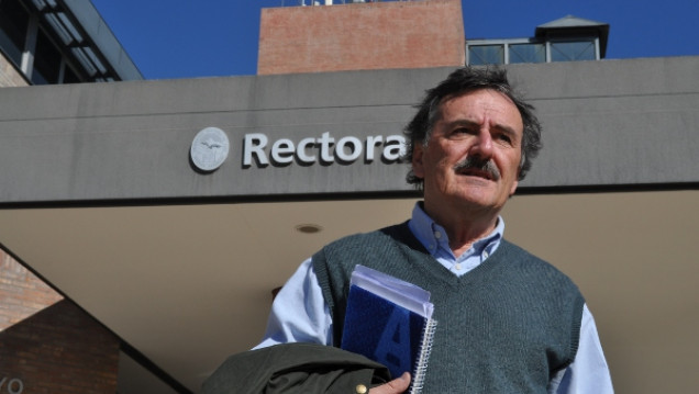 imagen "En el Balseiro estamos para responder a los desafíos que nos plantea la sociedad"