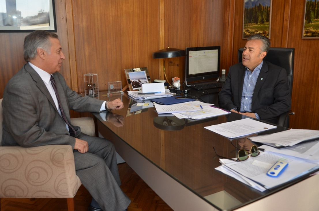 imagen Apuran los pasos legislativos para avalar a Gullé