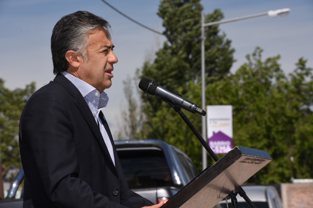 imagen Para Cornejo es "inadmisible" calificar al vino de perjudicial para la salud