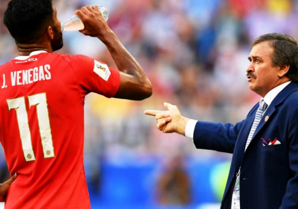 imagen El drama que vive el entrenador de Costa Rica en Rusia