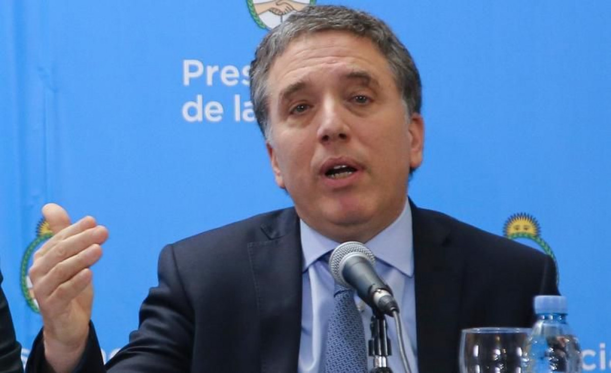 imagen Dujovne anticipó que el ajuste del 2019 será el más fuerte