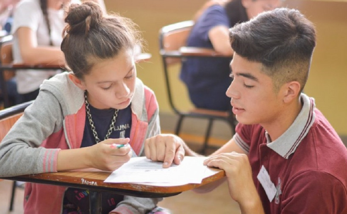 imagen Baja en la tasa de egreso del secundario, el dato que pone en jaque a la educación de la región