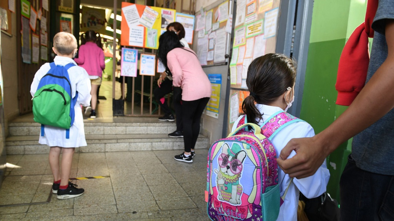 imagen Sistema educativo en América Latina: el 20% de las y los estudiantes asiste a escuelas no estatales 