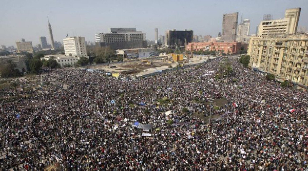 imagen Centenares de miles de egipcios le dan el ultimátum a Mubarak