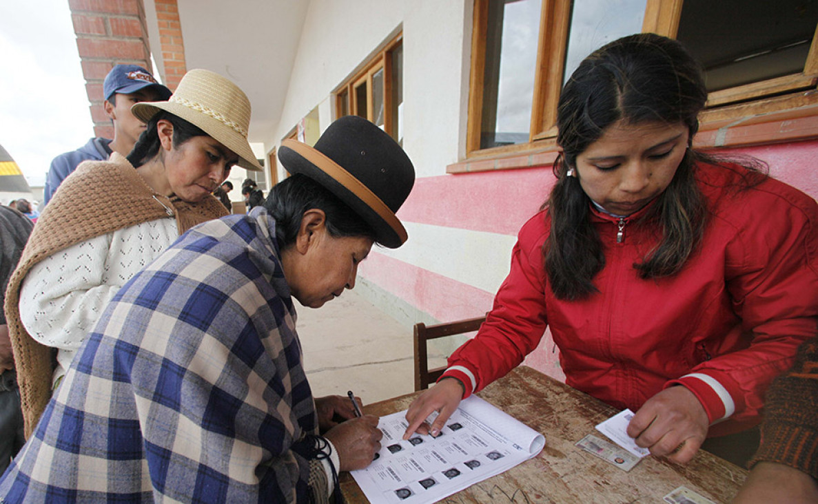 imagen Bolivia vota por Evo en Mendoza