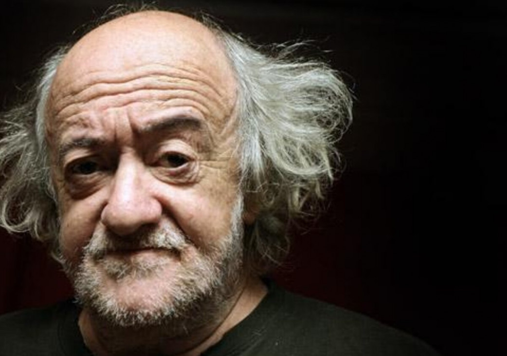 imagen Enrique Symns (1946-2023): el escritor al que le costaba morirse