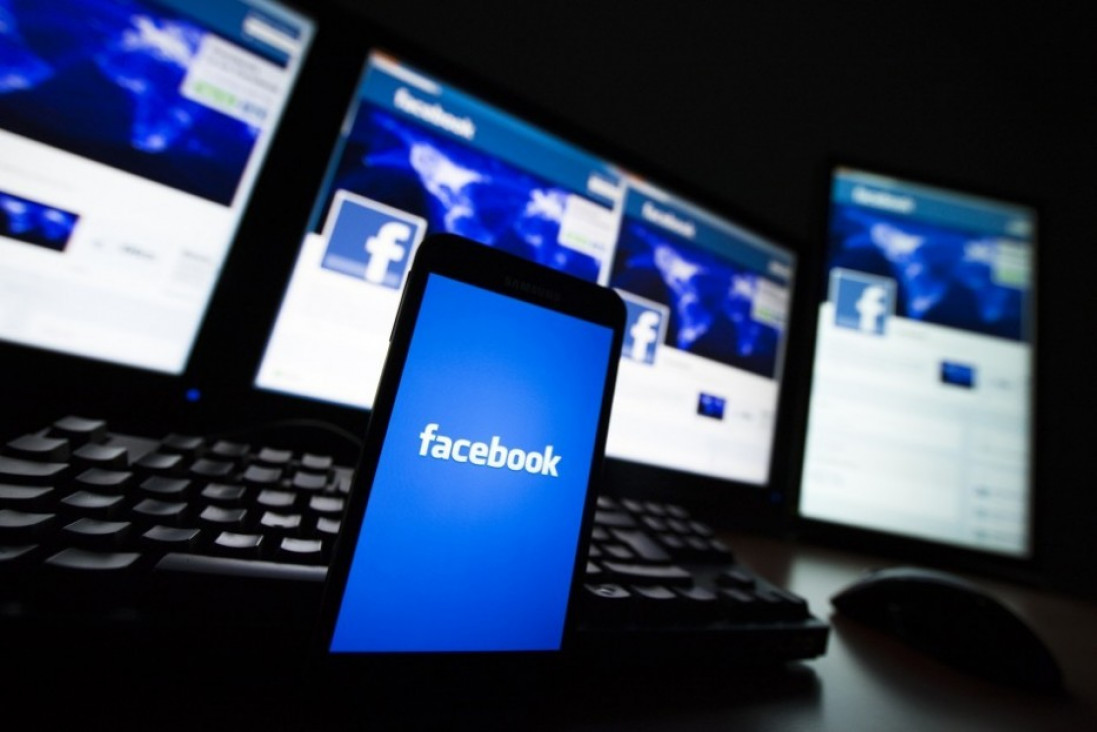 imagen Facebook te quiere leer la mente
