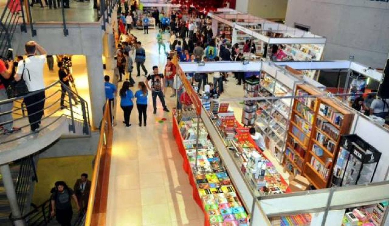 imagen Más de 18 mil personas visitaron este fin de semana la Feria del Libro 