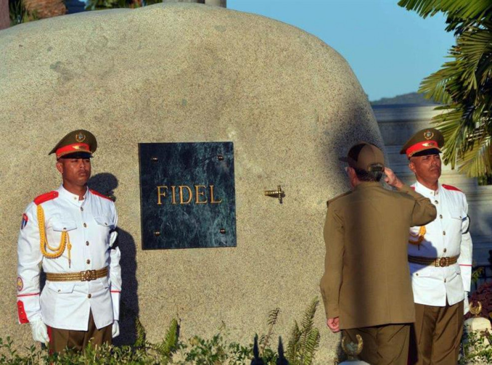 imagen Los restos de Fidel Castro ya descansan en Santiago de Cuba