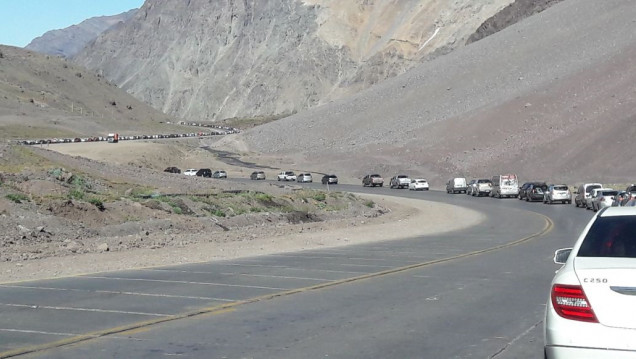imagen Largas demoras para pasar a Chile