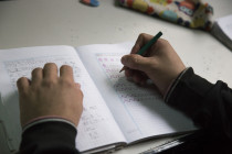 imagen Casi 2000 internos estudian para terminar la primaria y la secundaria