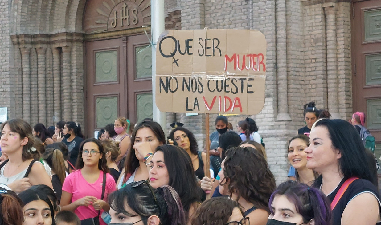imagen Uno de cada diez femicidios es cometido por las fuerzas de seguridad
