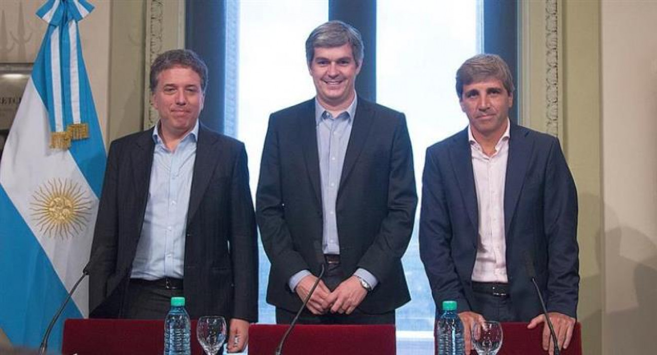 imagen Dujovne y Caputo prometieron bajar la inflación