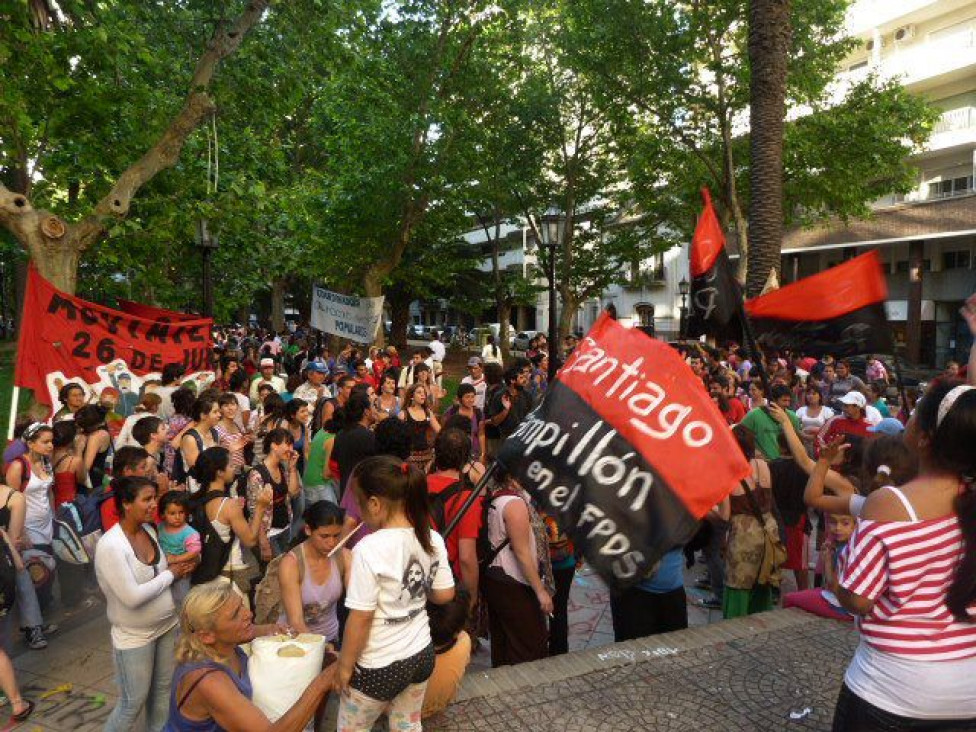imagen Asesinan a 3 militantes en Rosario