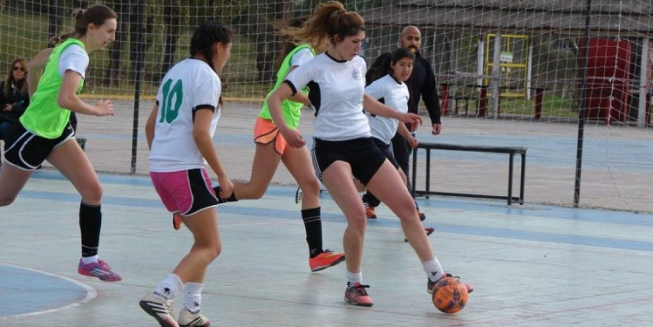 imagen ¿Cómo viven las mujeres del fútbol la violencia en los partidos?