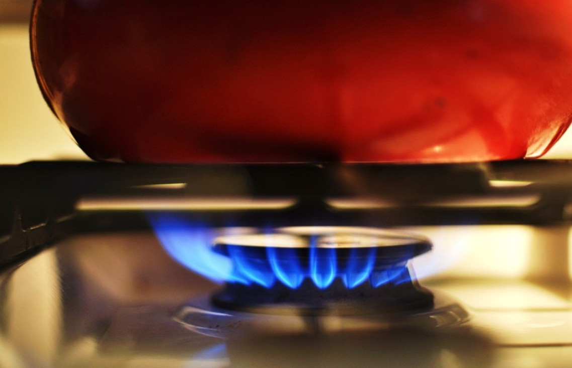 imagen Los usuarios deberán pagar 100 por ciento más de gas por la devaluación
