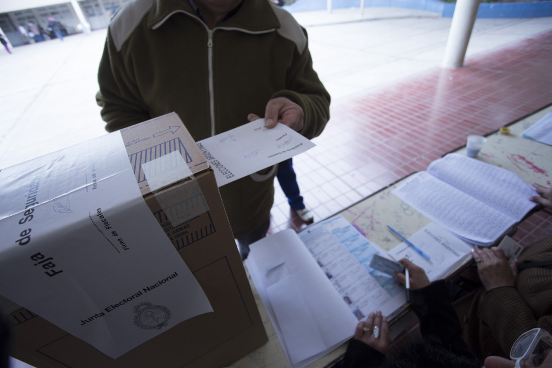 imagen Por desinfección, no habrá clases en las escuelas en las que se votó