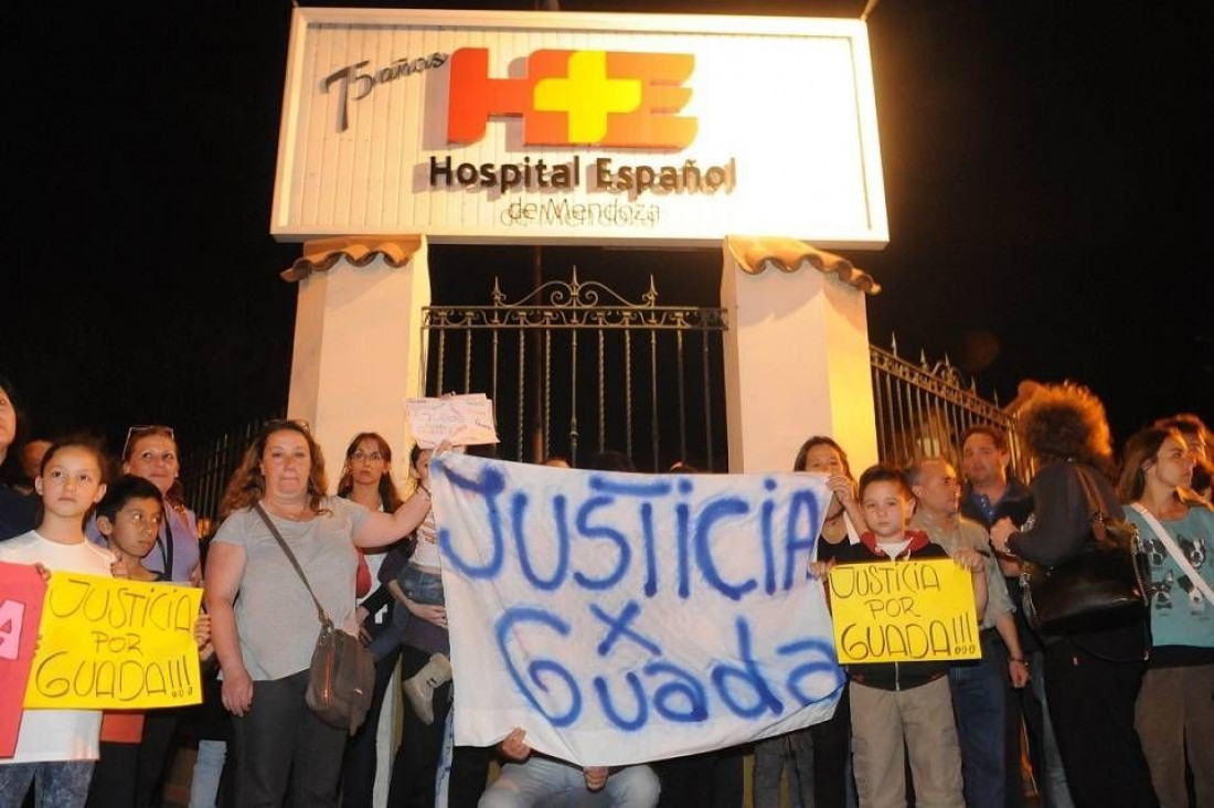 imagen Suspendieron matrícula de médicas de Guadalupe Codes