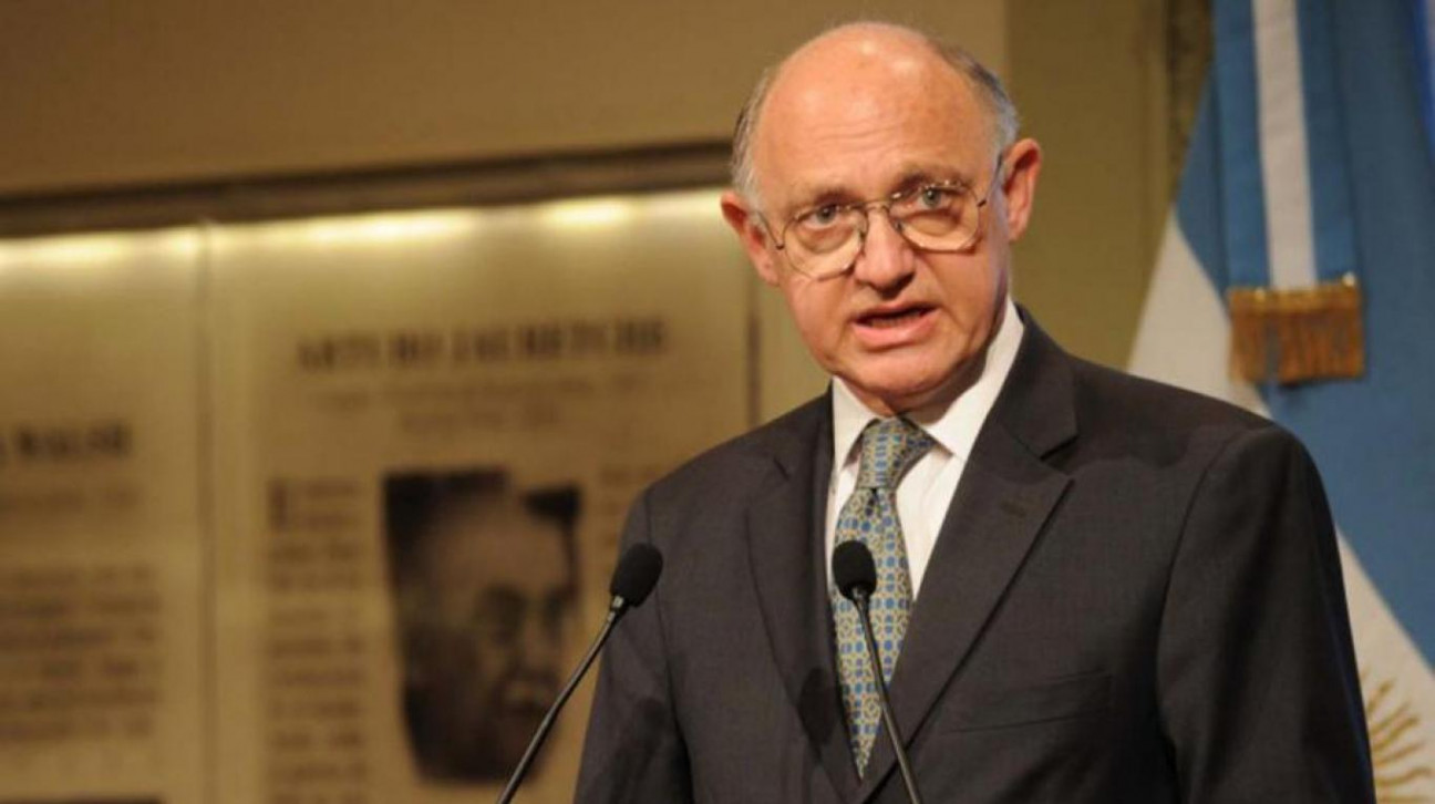 imagen AMIA: Timerman se descompensó al declarar y lo internaron