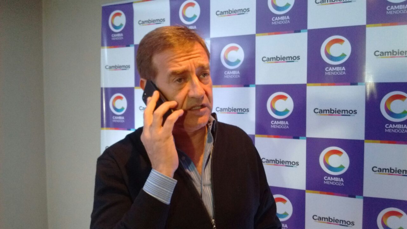 imagen Suárez apuntó al PJ por cambiar alimentos por votos