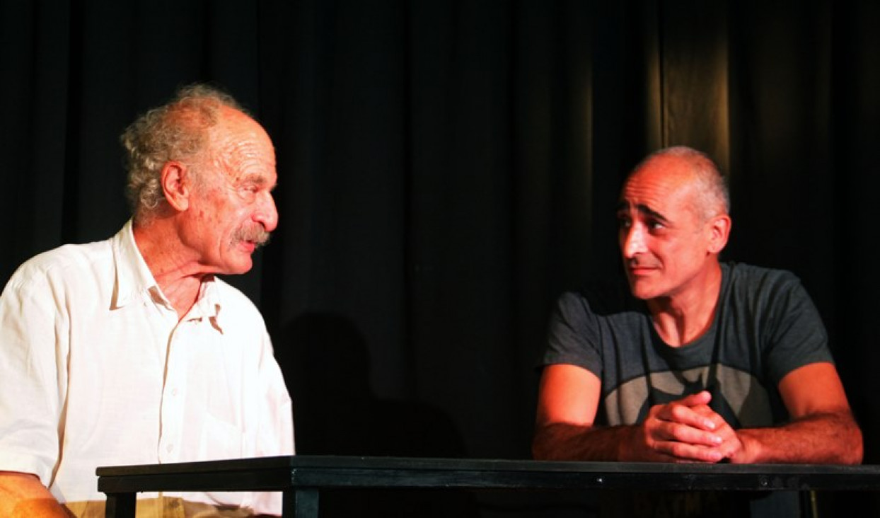 imagen "La Comedia Teatro Bar" abrió el telón
