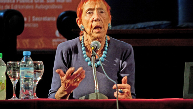 imagen "Leer enseña a pensar"