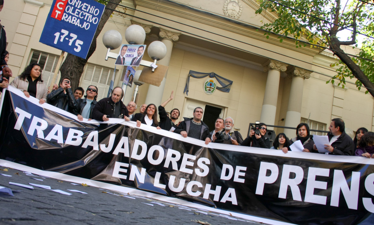 imagen Periodistas mendocinos marcharon en contra del Sindicato de Prensa
