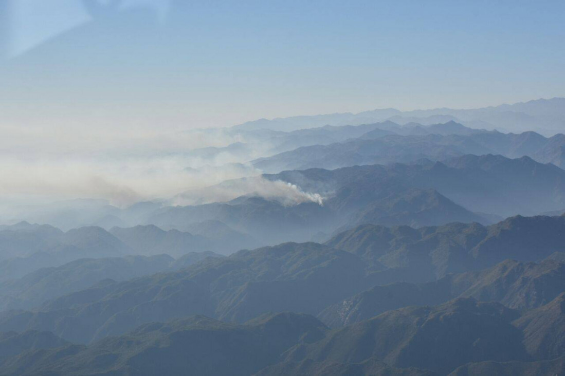 imagen Suman un avión hidrante a la lucha contra el fuego en San Juan