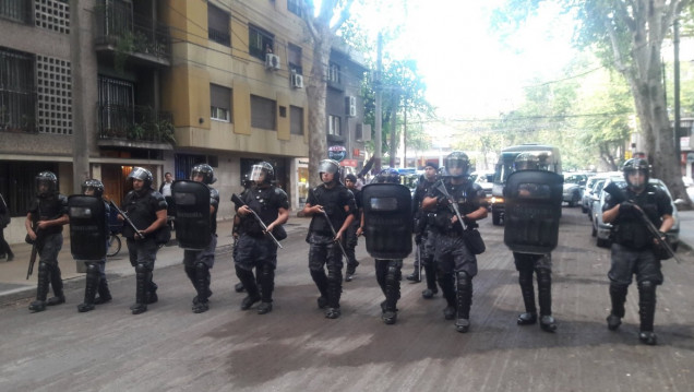 imagen Aval a la represión