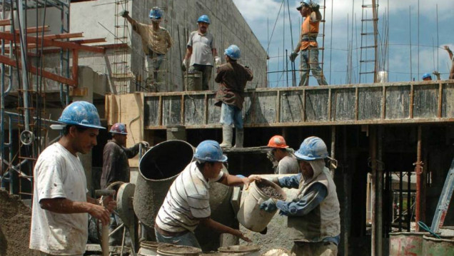 imagen Repuntó la industria y la construcción en junio