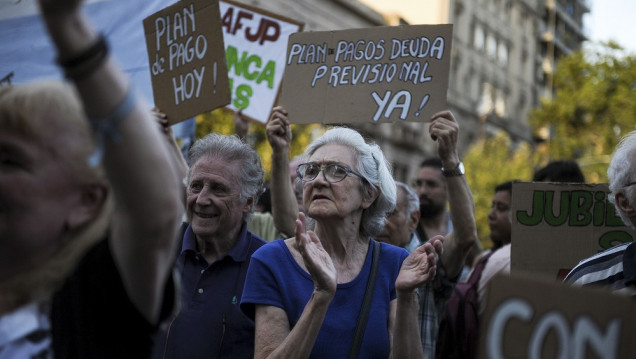 imagen Moratoria previsional: la dilación de una ley que imposibilita que 800 mil personas accedan a la jubilación