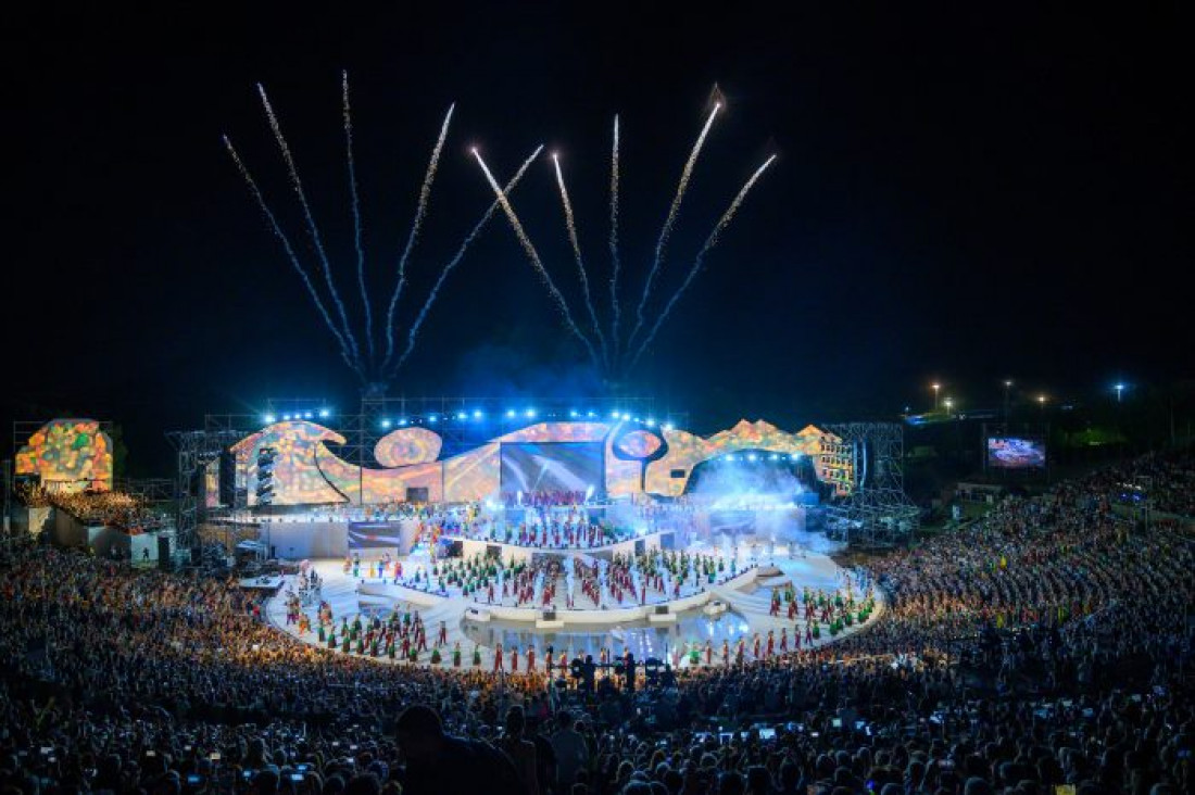 imagen "Juglares de Vendimia, un canto a la naturaleza", el espectáculo que celebró los 60 años de las fiestas en el teatro griego