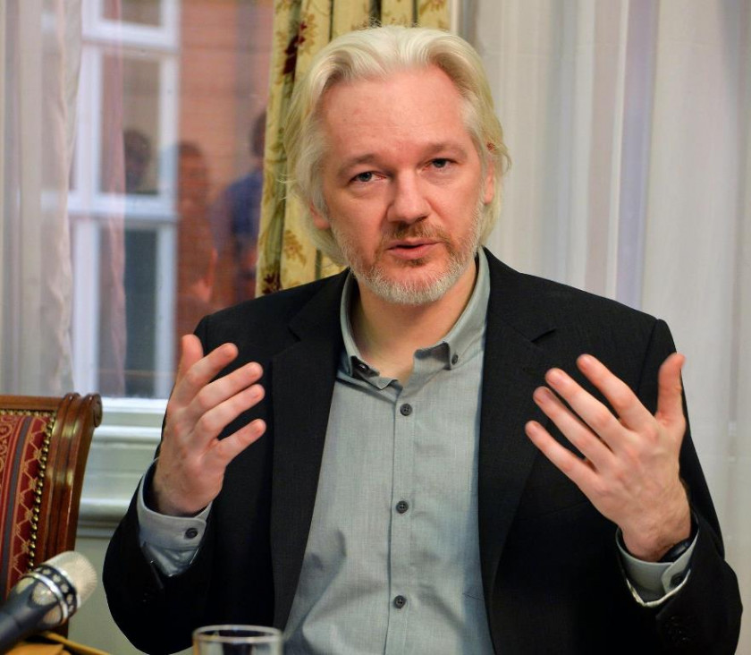 imagen Assange podría entregarse mañana, de acuerdo al dictamen que emita la ONU