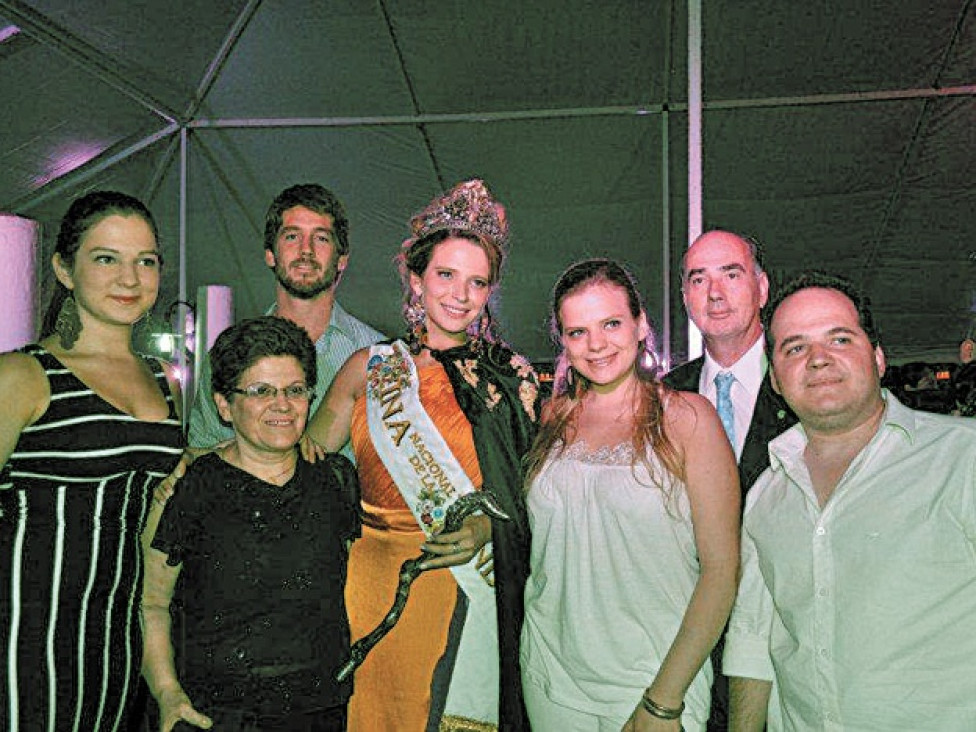 imagen El padre de la Reina 2012 está preso en San Juan