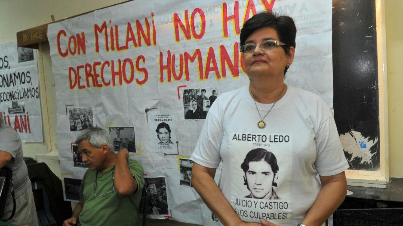 imagen Para la hermana del soldado, el retiro de Milani es a favor del Gobierno