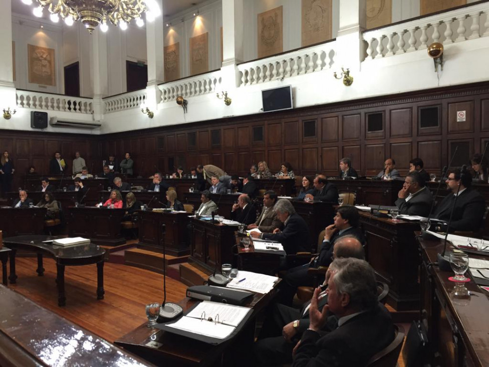 imagen Los legisladores rechazaron devolver el aumento salarial