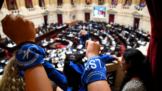 imagen Todo listo en el Senado para aprobar el proyecto que reconoce como natural el lenguaje de señas