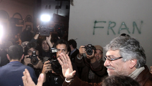 imagen Medios, poder y política en Latinoamérica