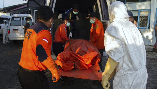 imagen Se estrelló un avión en Indonesia y fallecieron 188 personas