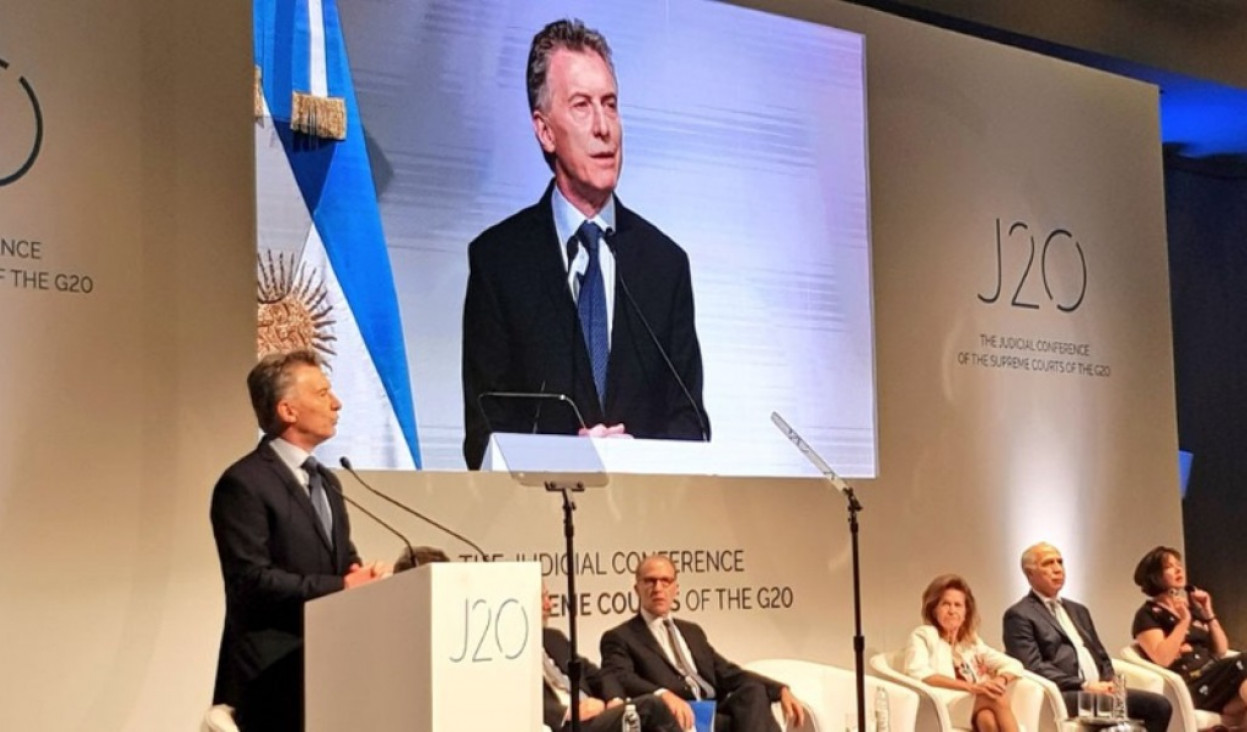 imagen Macri aseguró que Argentina combate la corrupción "sin privilegios"