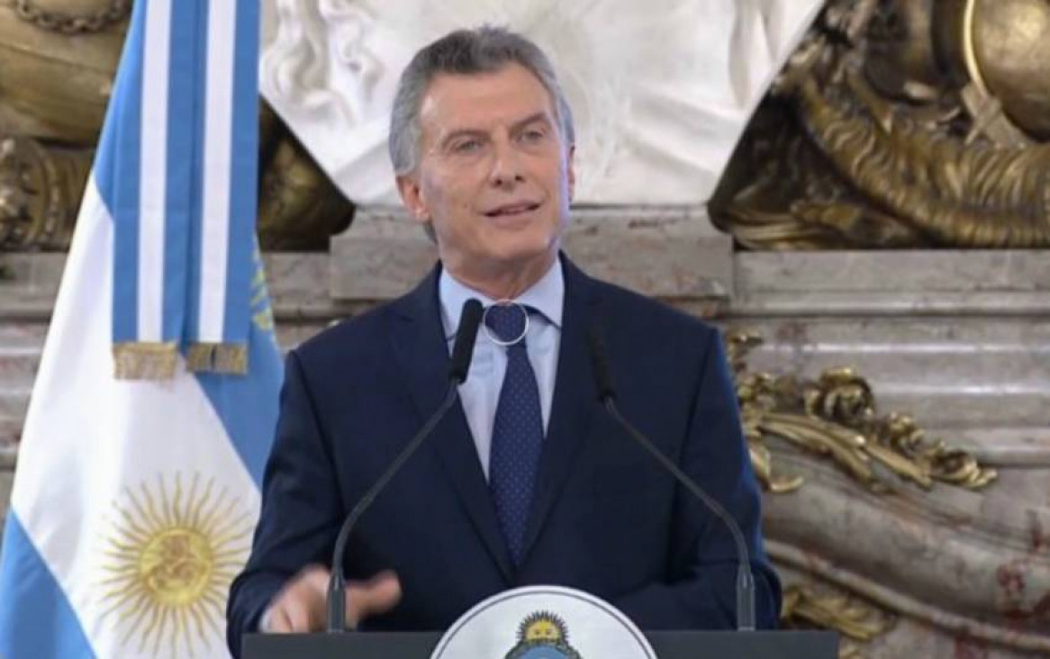 imagen Macri y mapuches en la Patagonia rebelde