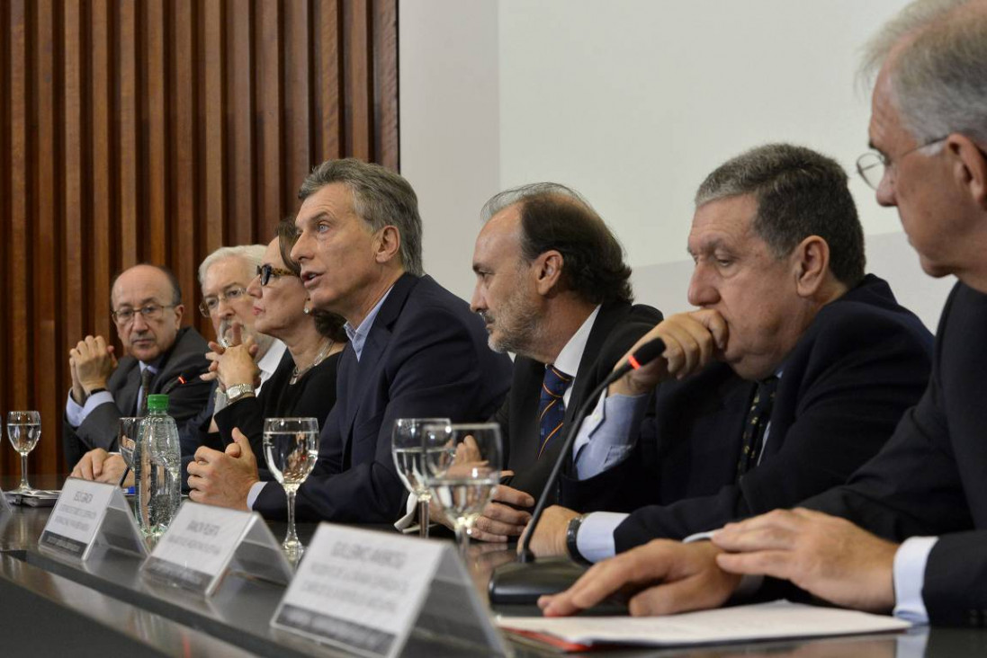 imagen Macri envió al Congreso un proyecto para que jóvenes consigan empleo