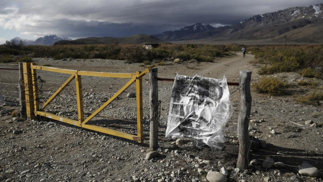 imagen Allanan la comunidad mapuche de Cushamen en busca de rastros de Maldonado