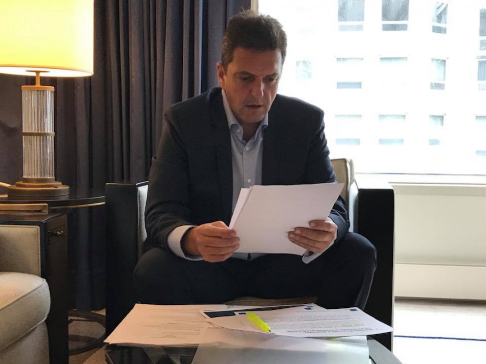 imagen Massa lanzó 14 propuestas económicas "para salir de la crisis"