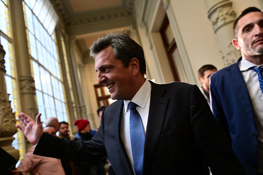 imagen Massa prometió medidas a favor de los jubilados si gana Fernández Sagasti 