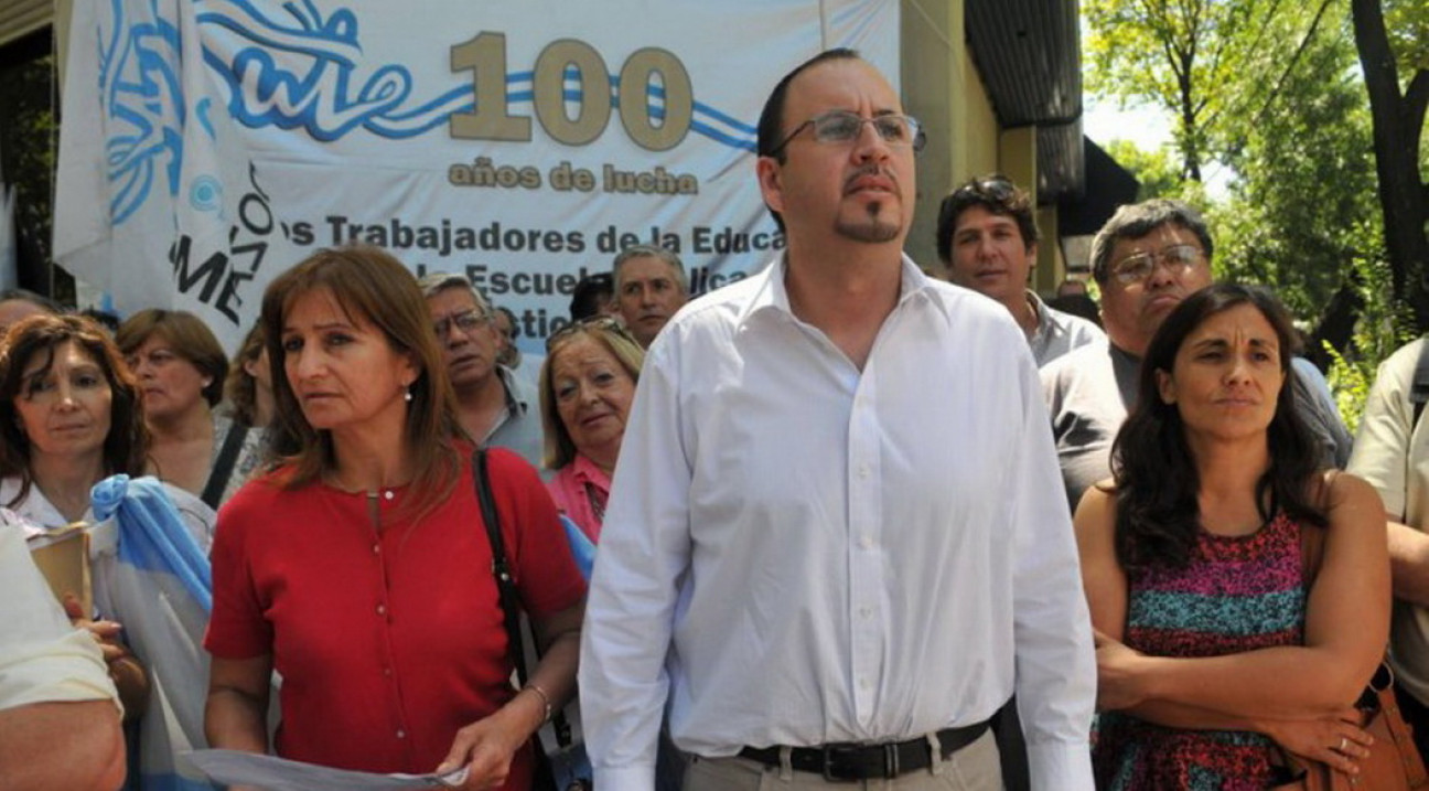 imagen El desafío de Cornejo al SUTE: ¿quién maneja el aula?