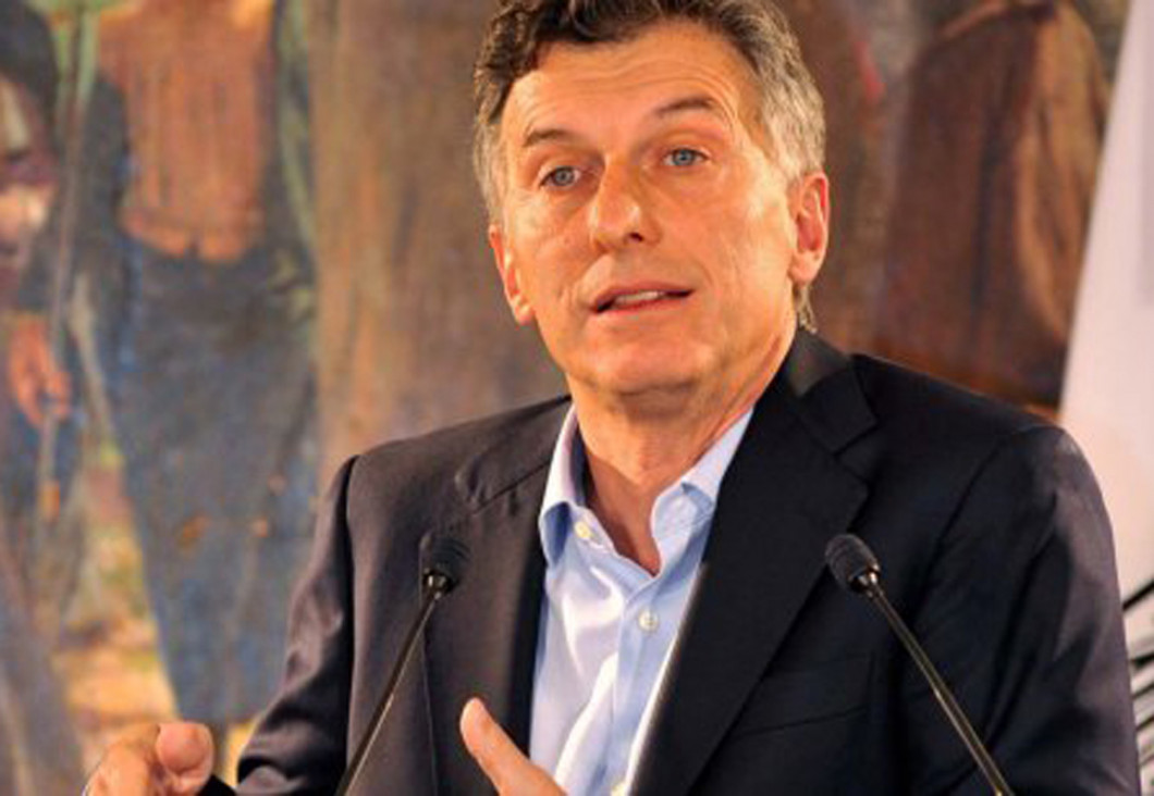 imagen Macri apelaría al Congreso para remover a Vanoli y a Gils Carbó
